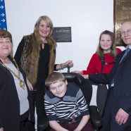 plaque-honoring-dr-angelman-installed-in-Gosport-UK-186x186